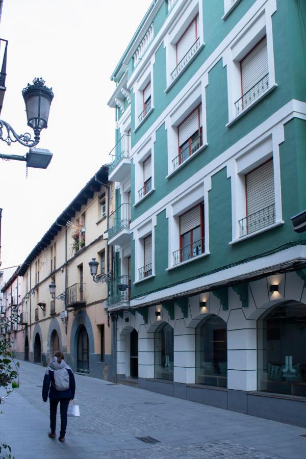 Hotel Alda Jolio Jaca Exteriör bild